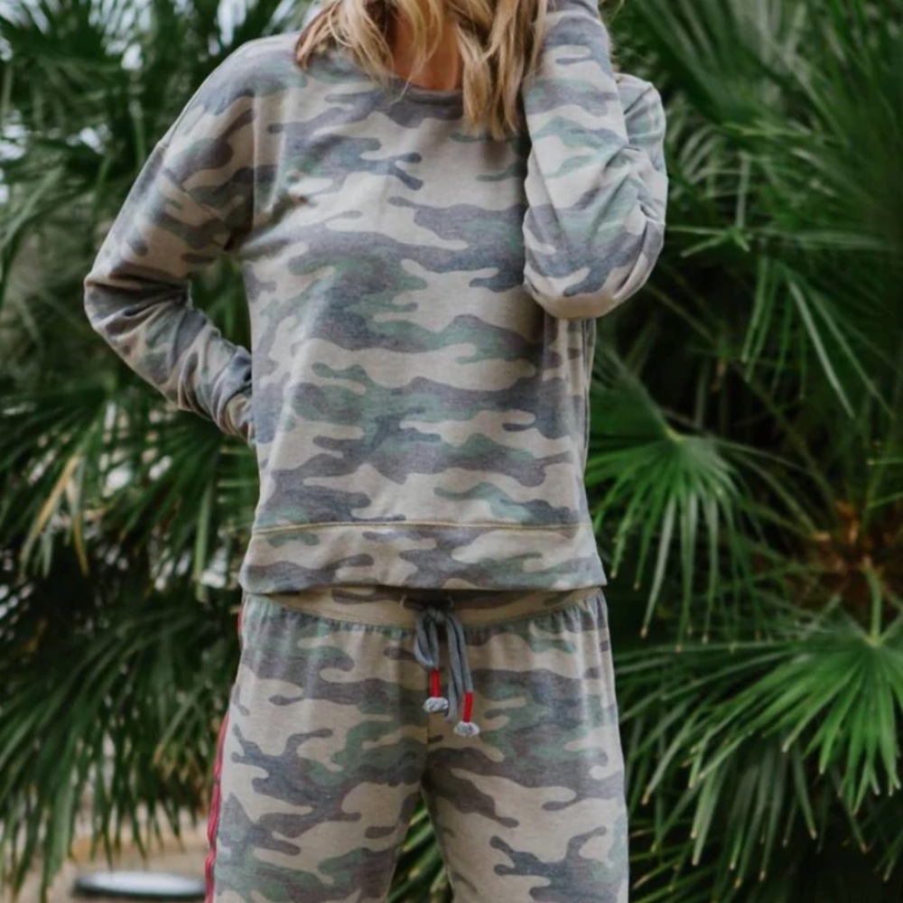 Pi Salvage - Kind Is Cool Long Sleeve Top in Camo